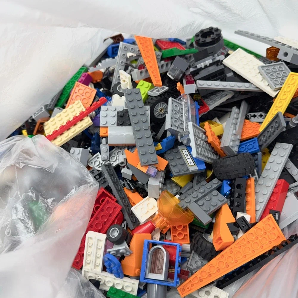 LEGO Bulk Lot 4lbs 9oz Mixed Bricks Star Wars Parts Plates Wheels Building Toys
